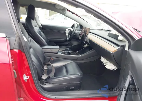 2018 Tesla Model 3 Long Range/Performance из США, поврежденный, VIN 5YJ3E1EBXJF091666